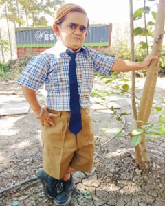 Chotu Dada Height In Feet